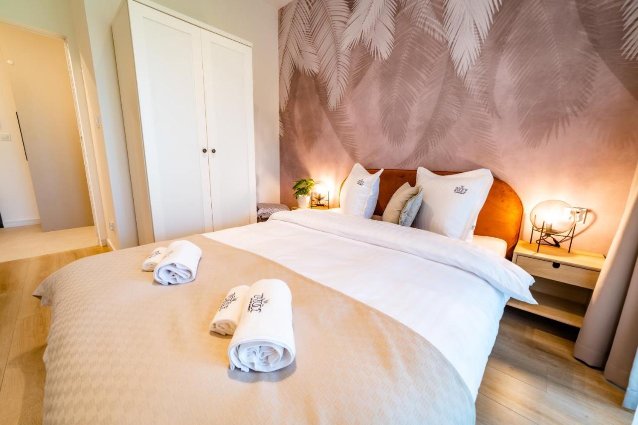 Apartamenty W Zatoce Mikołajki Екстериор снимка