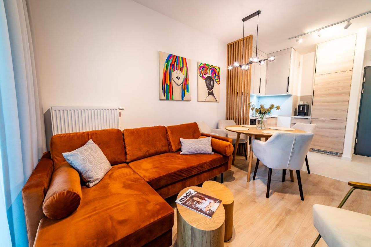 Apartamenty W Zatoce Mikołajki Екстериор снимка