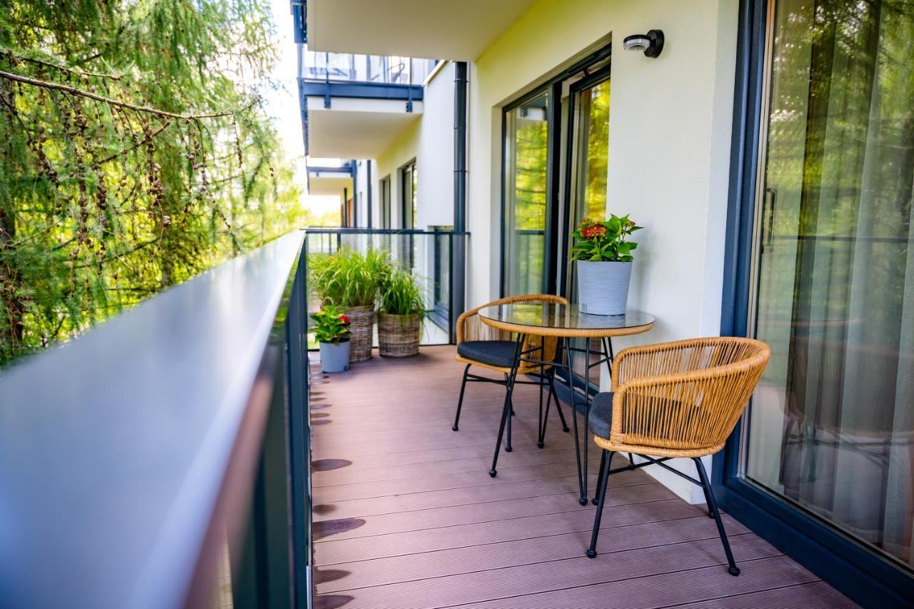 Apartamenty W Zatoce Mikołajki Екстериор снимка