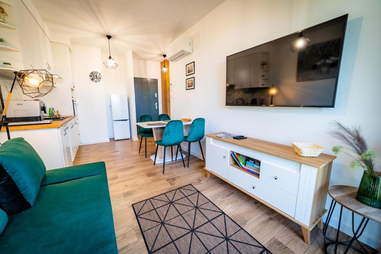 Apartamenty W Zatoce Mikołajki Екстериор снимка
