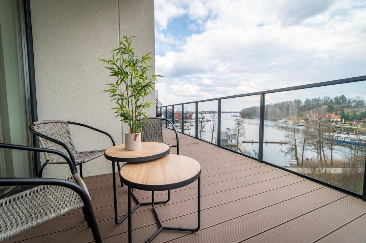 Apartamenty W Zatoce Mikołajki Екстериор снимка